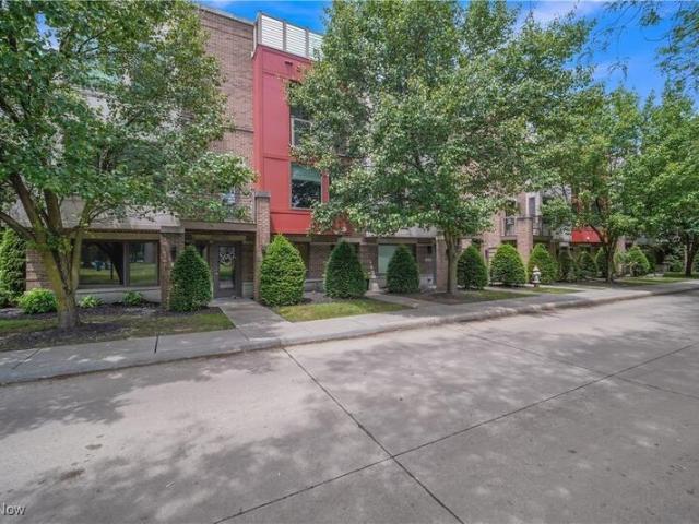 Condo for sale in Cleveland