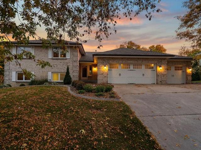 House for sale in Maple Grove, Hennepin County