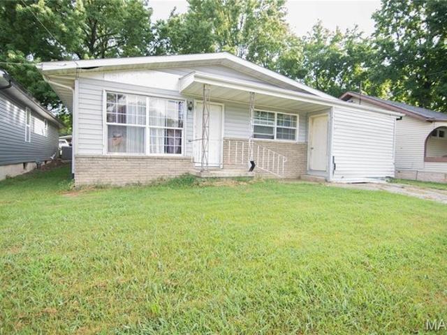 House for sale in Vandalia, Illinois