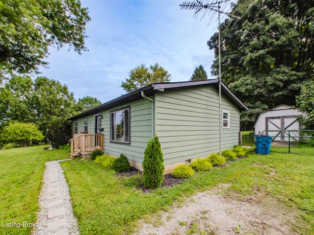 House for sale in Shelbyville, Kentucky