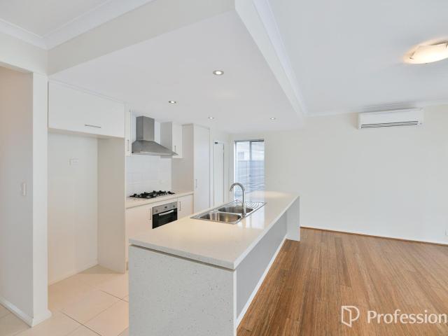 House for rent in Hammond Park, Western Australia