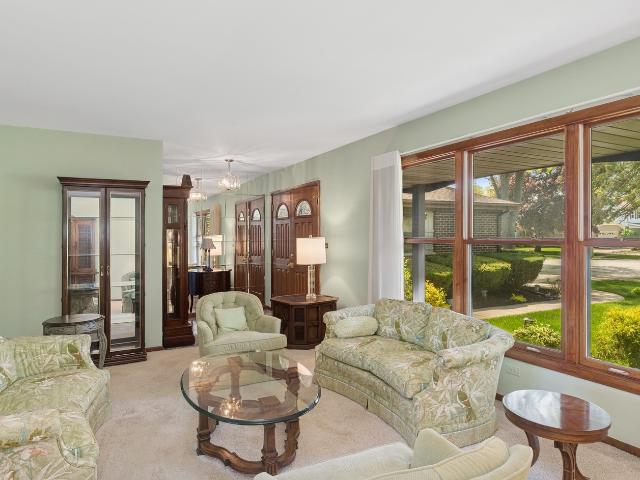 House for sale in Arlington Heights