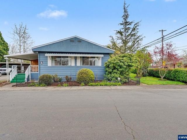 House for sale in Oregonia