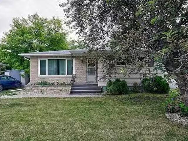 House for sale in East St. Paul, Manitoba
