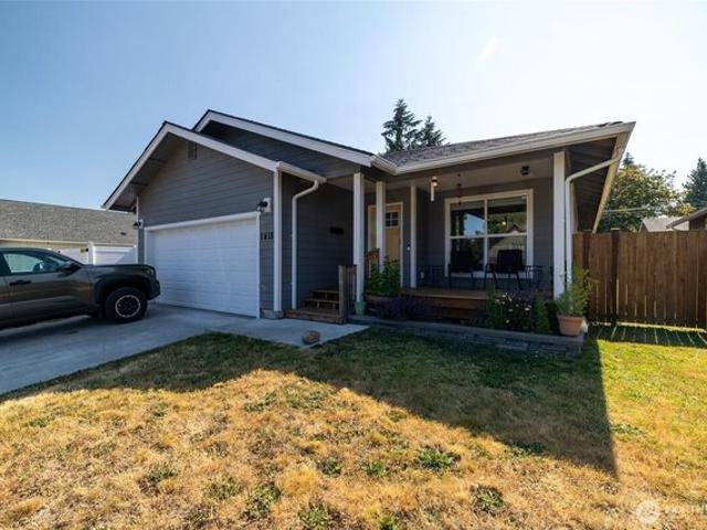 House for sale in Centralia, Washington