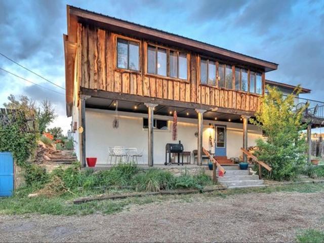 House for sale in Penasco, New Mexico