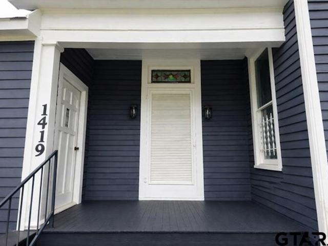 House for sale in Palestine, Texas
