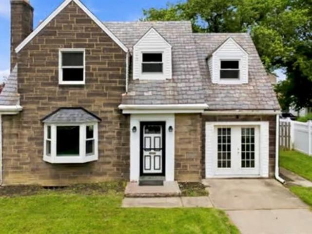 House for sale in Natrona Heights, Pennsylvania