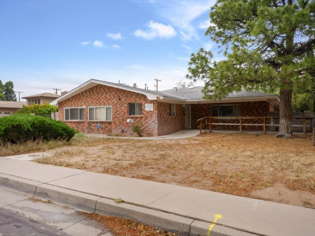 House for sale in New Mexico