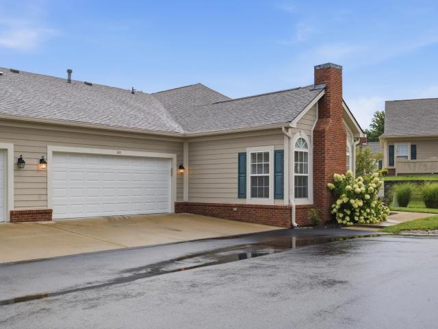 Condo for sale in Wilmore, Kentucky