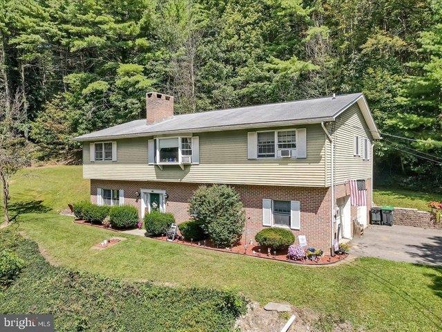 House for sale in Carbon, Pennsylvania