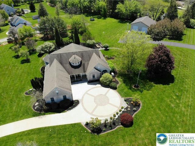 House for sale in Bushkill, Pennsylvania