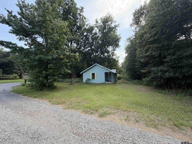 House for sale in Maydelle, Texas