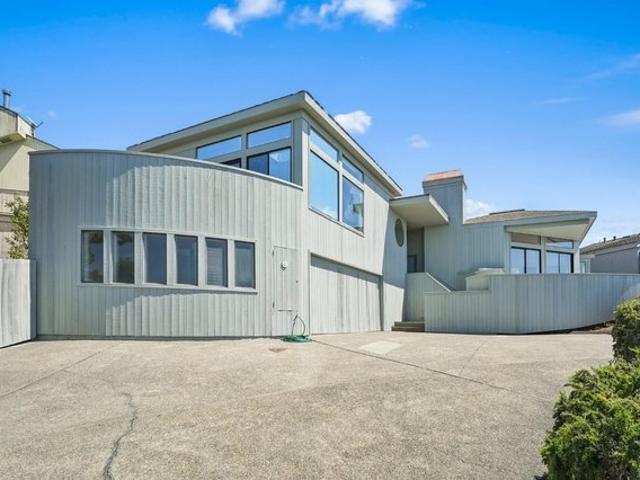House for sale in Bodega Bay, California