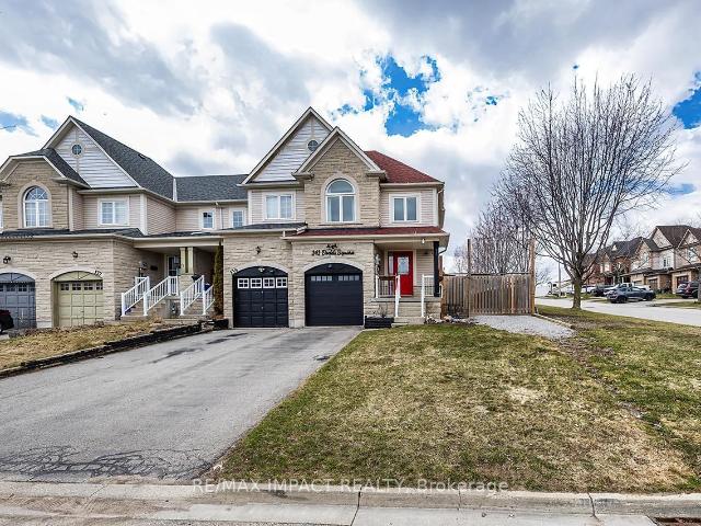 Townhouse for sale in Woburn, Ontario