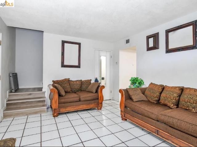 Townhouse for sale in Pittsburg, California