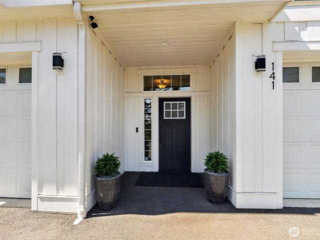 House for sale in Allyn, Washington