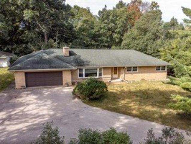 House for sale in Barrington, Cook County