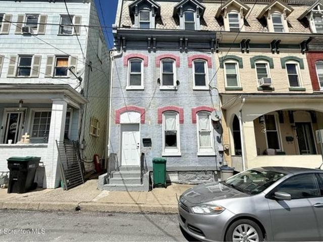 Townhouse for sale in Shamokin, Pennsylvania