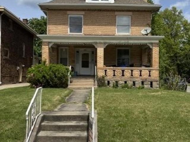 House for sale in New Castle, Pennsylvania