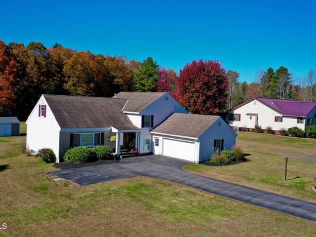 House for sale in Hagaman, New York