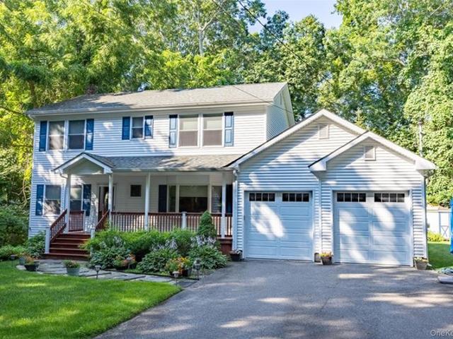 House for sale in Wading River, New York
