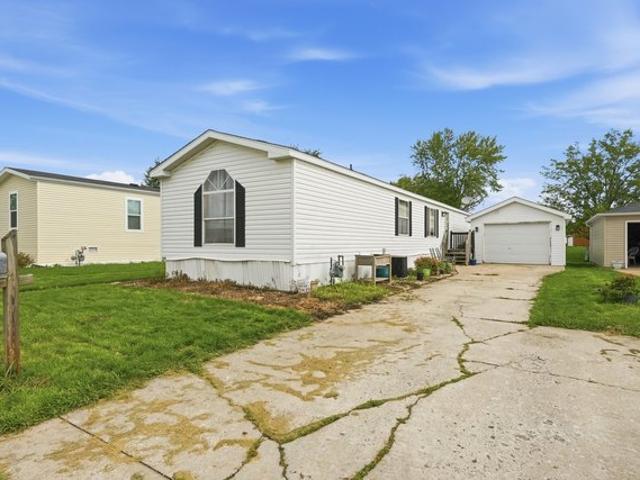House for sale in Beecher, Illinois