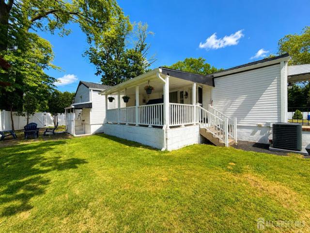 House for sale in Avenel, New Jersey