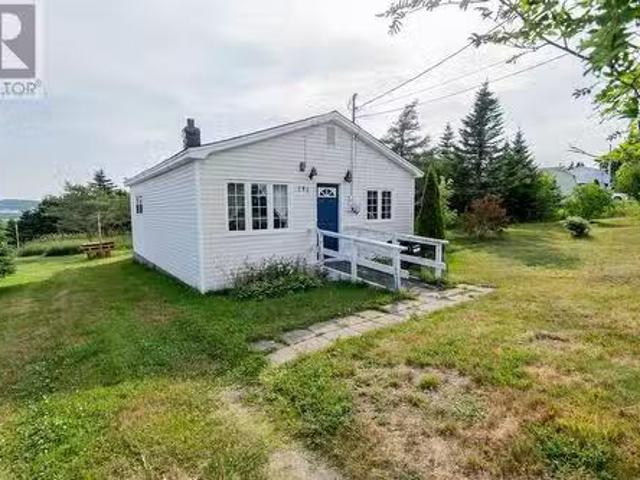 House for sale in Foxtrap, Newfoundland And Labrador