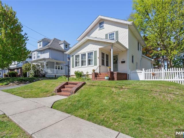 House for sale in Hasbrouck Heights, New Jersey