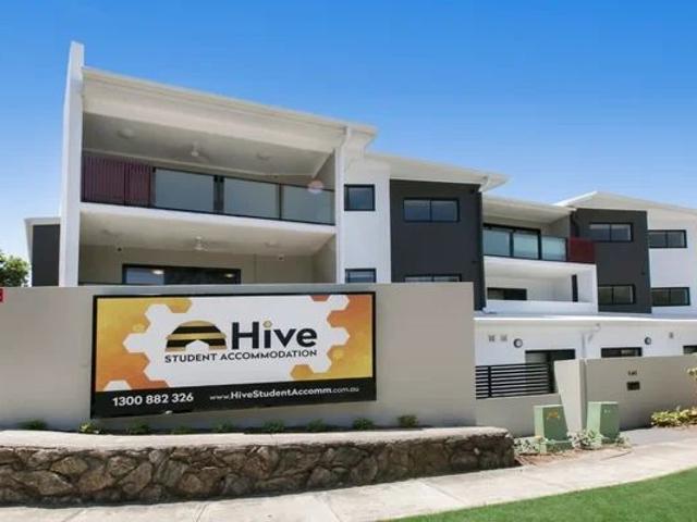 Granny Flat for rent in Toombul, Queensland