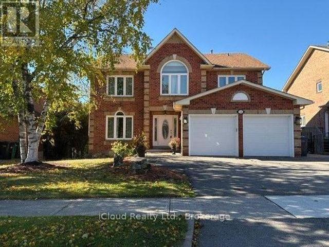 House for sale in Brampton, Golden Horseshoe
