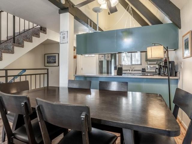 Townhouse for sale in Mammoth Lakes, California