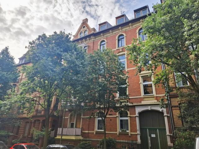 Dachgeschosswohnung kaufen in Wiesbaden, Hessen