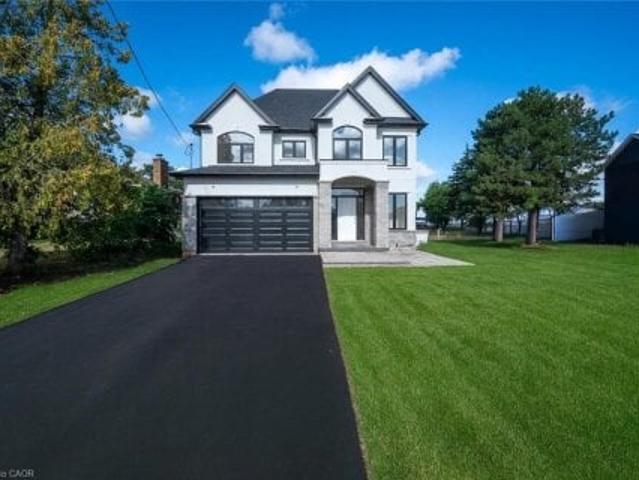 Property for sale in Ancaster, Ontario
