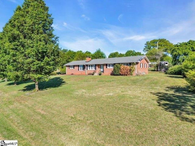 House for sale in Pickens, South Carolina