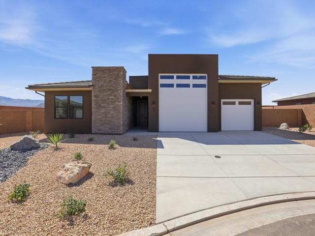 House for sale in Ivins, Washington County