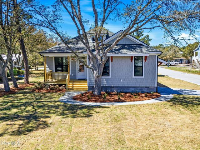 House for sale in Oak Island, North Carolina