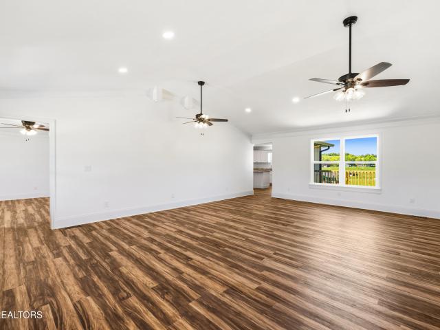 House for sale in Rolling Hills Estate, Rutledge
