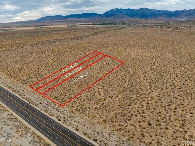 Land for sale in Pearblossom, California