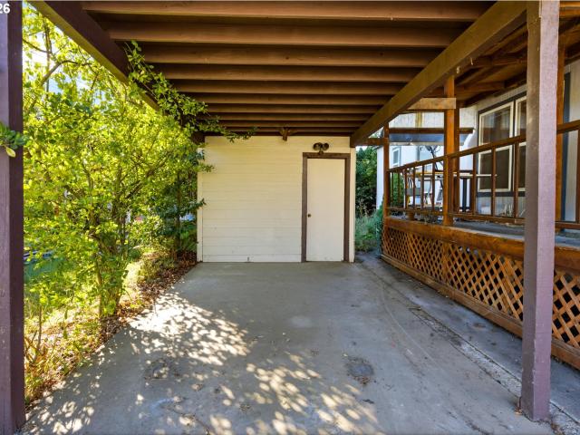 House for sale in Independence, Polk County