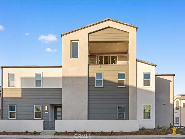 Condo for sale in Orange County Great Park, Irvine