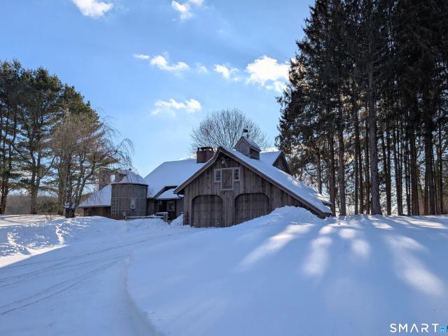 Property for rent in Washington, Connecticut