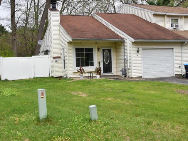Townhouse for sale in Saratoga, New York