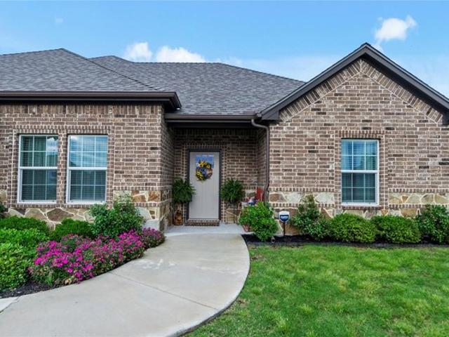 House for sale in Wise, Texas