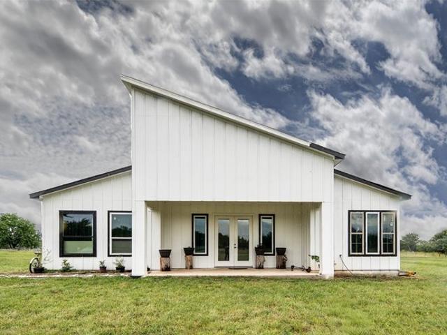 House for sale in Wise, Texas