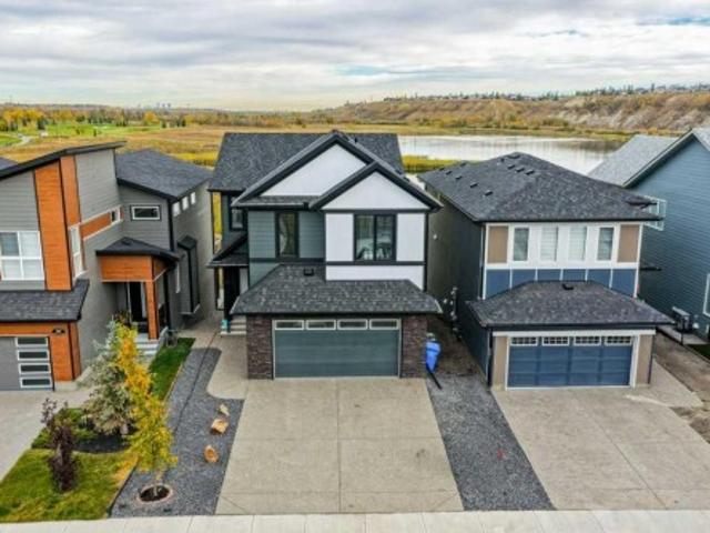 House for sale in Wolf Willow, Calgary