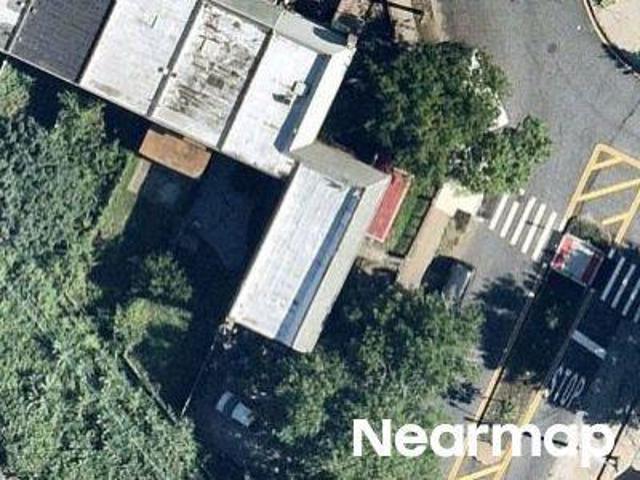House for sale in Queens, Arverne
