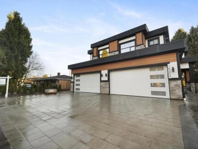 Duplex for sale in White Rock, British Columbia