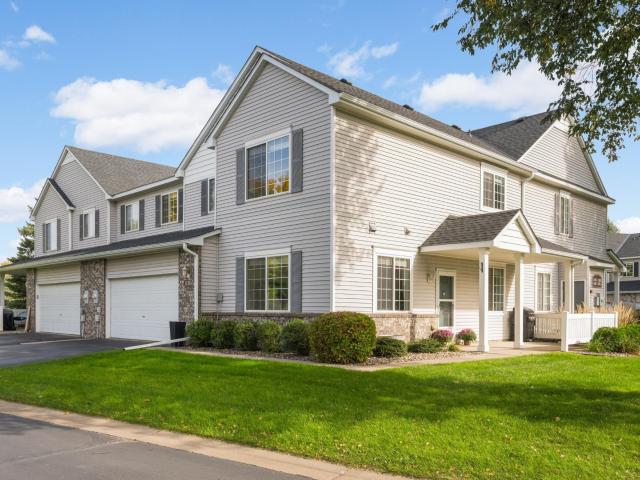 Townhouse for sale in Meadows of Bloomfield, Rosemount